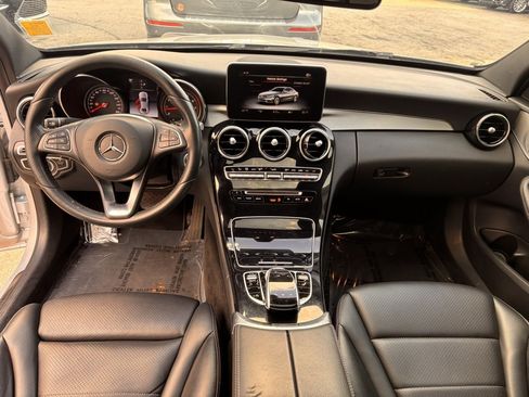 Used 2018 Mercedes-Benz C 300 Sedan image 6