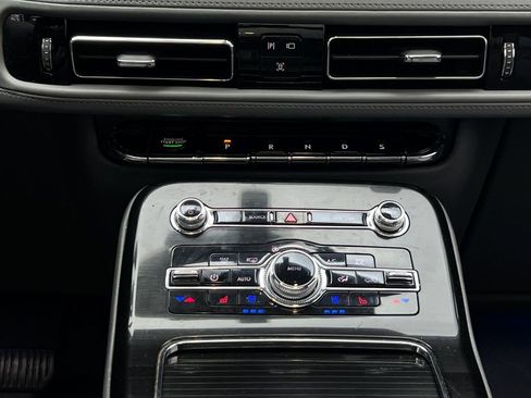 Used 2023 Lincoln Nautilus Reserve w/ Monochromatic Package image 26