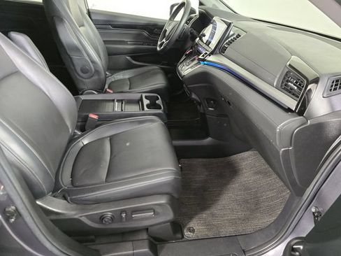 Used 2023 Honda Odyssey Touring image 11