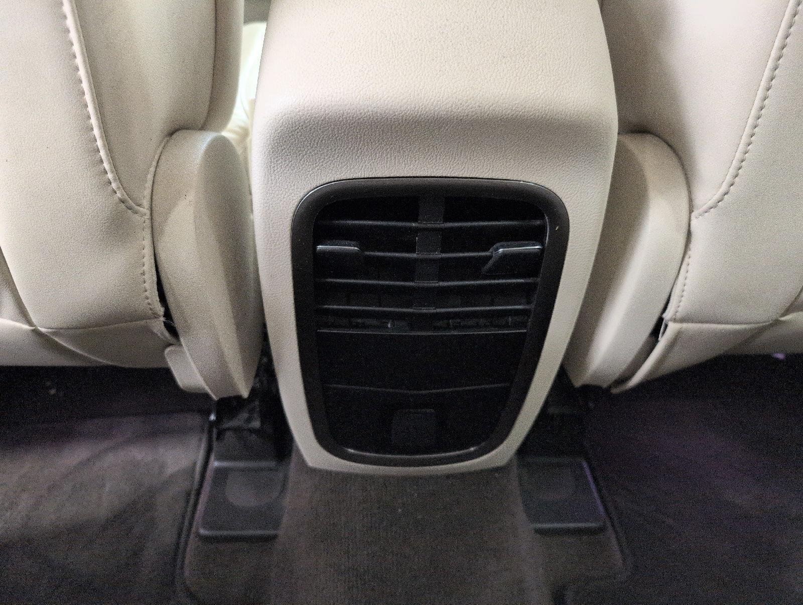 Used 2015 Lincoln MKC FWD w/ Equipment Group 101A Select image 22