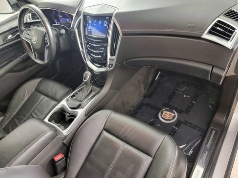 Used 2013 Cadillac SRX FWD image 19