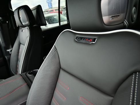 New 2026 GMC Yukon XL AT4 Ultimate w/ LPO, Floor Liner Package image 32