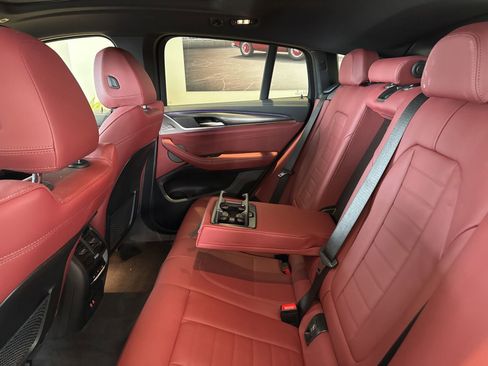 Certified 2024 BMW X4 M40i w/ Premium Package image 34