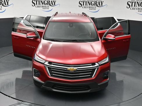 Used 2023 Chevrolet Traverse LT w/ LPO, Floor Liner Package AWD/4WD image 37