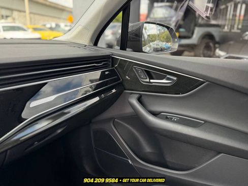 Used 2022 Audi Q7 3.0T Premium Plus AWD/4WD image 18