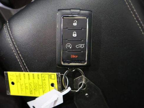 Used 2023 Jeep Grand Cherokee L Laredo AWD/4WD image 26