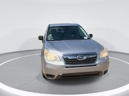 Used 2015 Subaru Forester 2.5i AWD/4WD image 3