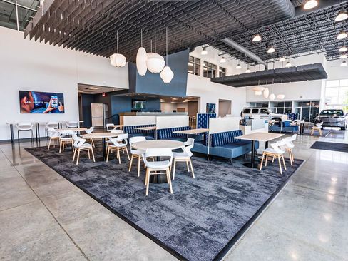 Used 2023 Ford F150 XLT w/ XTR Package image 39