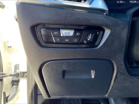 Used 2021 BMW 330i Sedan w/ Driving Assistance Package image 32