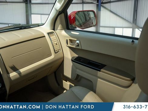 Used 2011 Ford Escape Limited w/ 302A Rapid Spec Order Code FWD image 13