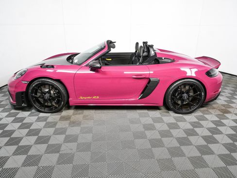 Certified 2025 Porsche 718 Boxster Spyder RS RWD image 33