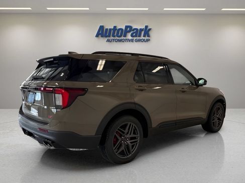 New 2026 Ford Explorer ST w/ Sun And Sound Package AWD/4WD image 7