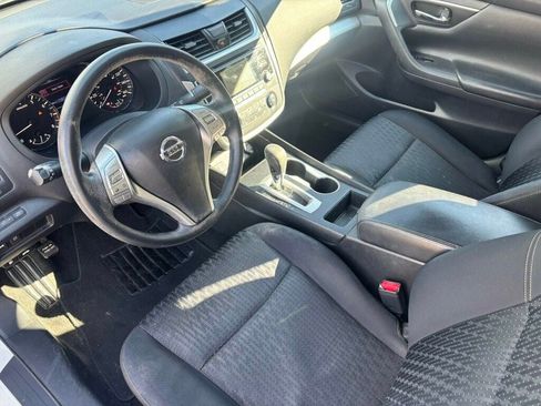 Used 2017 Nissan Altima 2.5 S w/ Power Driver Seat Package FWD image 10