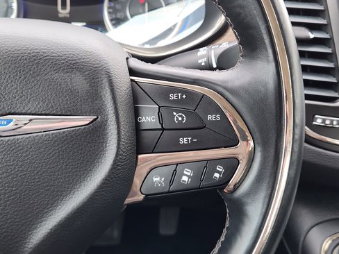 Used 2016 Chrysler 200 C w/ Premium Group image 34