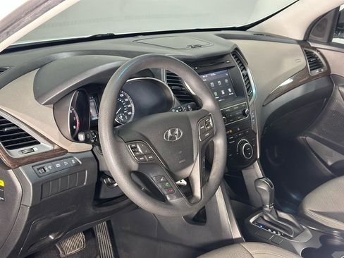 Used 2017 Hyundai Santa Fe Sport image 28