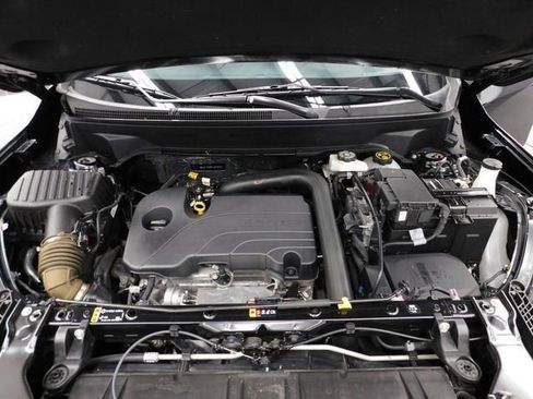 Used 2023 GMC Terrain AT4 image 40