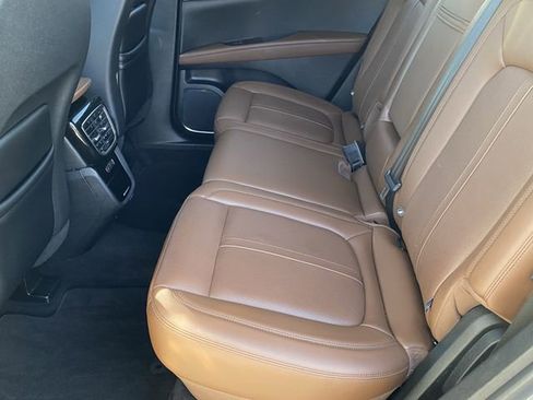 Used 2022 Lincoln Nautilus Reserve w/ Equipment Group 201A image 16