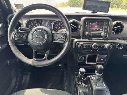 Used 2020 Jeep Wrangler Unlimited Sport AWD/4WD image 16