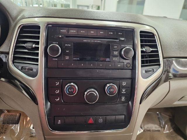 Used 2012 Jeep Grand Cherokee Laredo w/ Laredo E Group AWD/4WD image 19