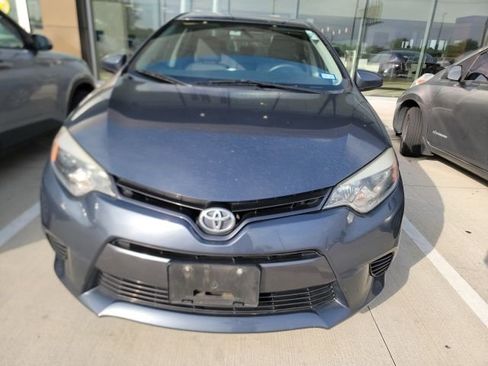 Used 2016 Toyota Corolla LE image 2