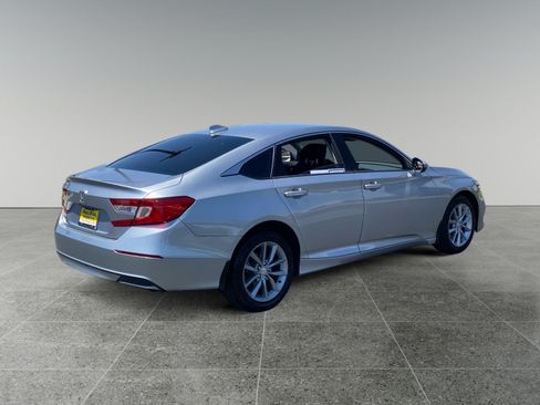 Used 2022 Honda Accord LX image 5