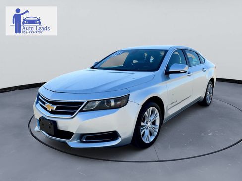 Used 2014 Chevrolet Impala LT w/ Convenience Package image 3