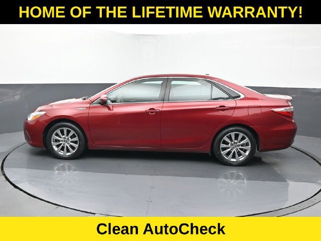 Used 2015 Toyota Camry XLE w/ Moonroof Package FWD image 4