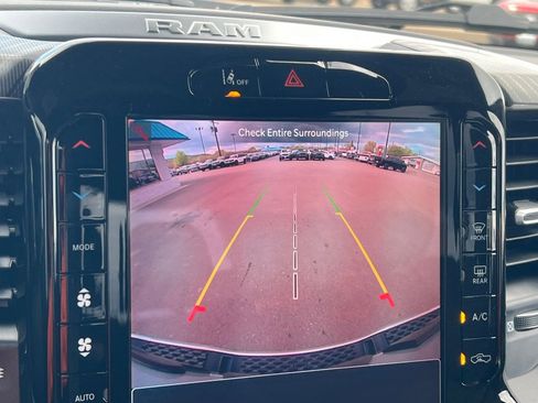 New 2026 RAM 1500 4x4 Crew Cab image 18