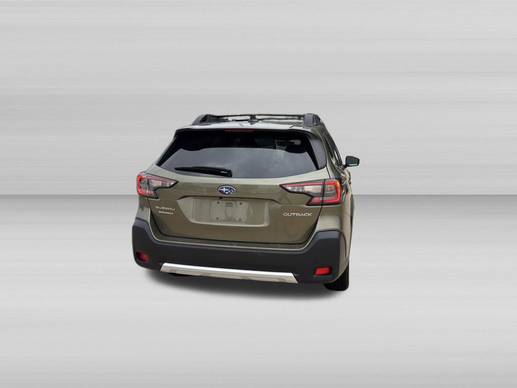 Used 2025 Subaru Outback Limited AWD/4WD image 4