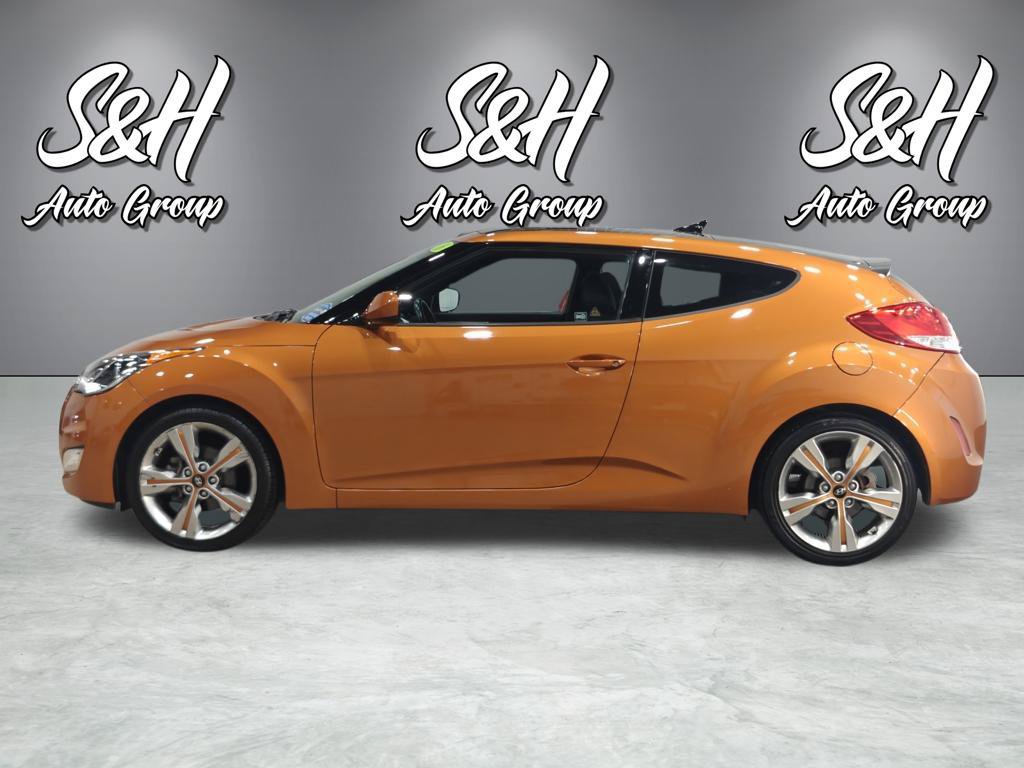 Used 2016 Hyundai Veloster w/ Option Group 02 FWD image 15
