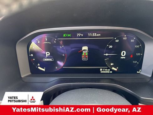 New 2026 Mitsubishi Outlander SE image 9