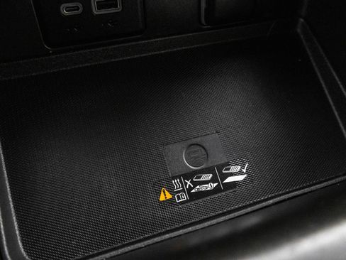 Used 2022 Chevrolet Tahoe LT AWD/4WD image 34