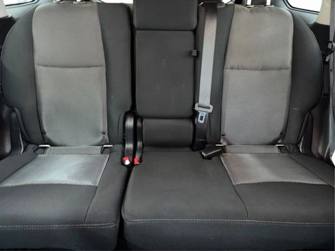 Used 2018 Nissan Pathfinder S image 20