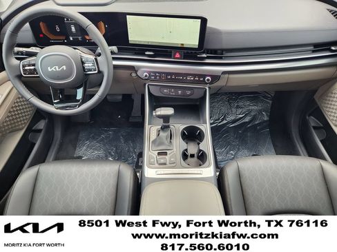 New 2026 Kia Carnival FWD image 18