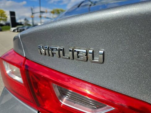Used 2023 Chevrolet Malibu LT FWD image 12