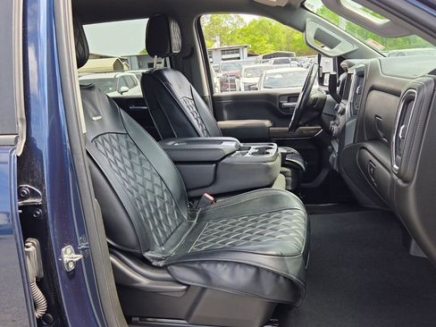 Certified 2022 Chevrolet Silverado 2500 LT w/ Convenience Package AWD/4WD image 13