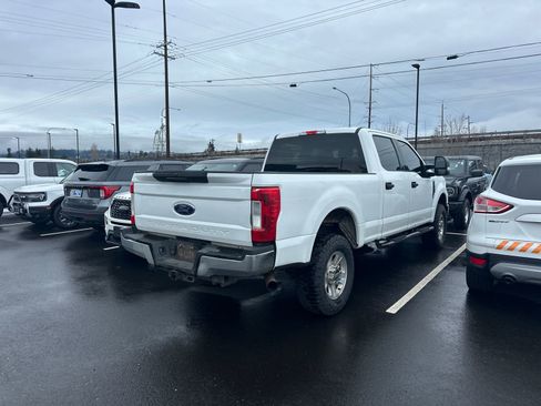 Used 2019 Ford F250 XLT image 3