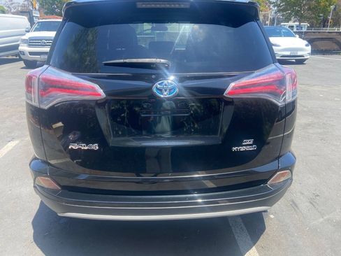 Used 2017 Toyota RAV4 SE AWD/4WD image 6