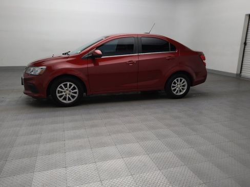 Used 2018 Chevrolet Sonic LT FWD image 2