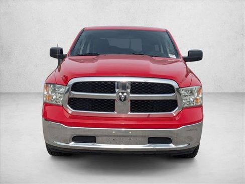 Used 2019 RAM 1500 Classic SLT image 2