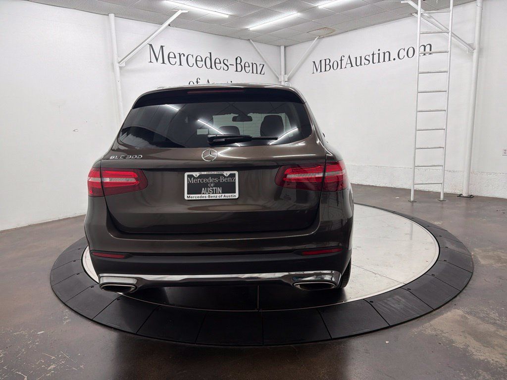 Certified 2017 Mercedes-Benz GLC 300 image 6