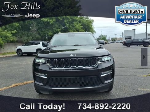 Certified 2023 Jeep Grand Cherokee Limited AWD/4WD image 2