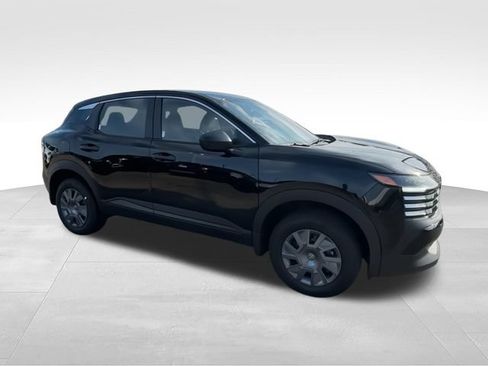 New 2026 Nissan Kicks S FWD image 2