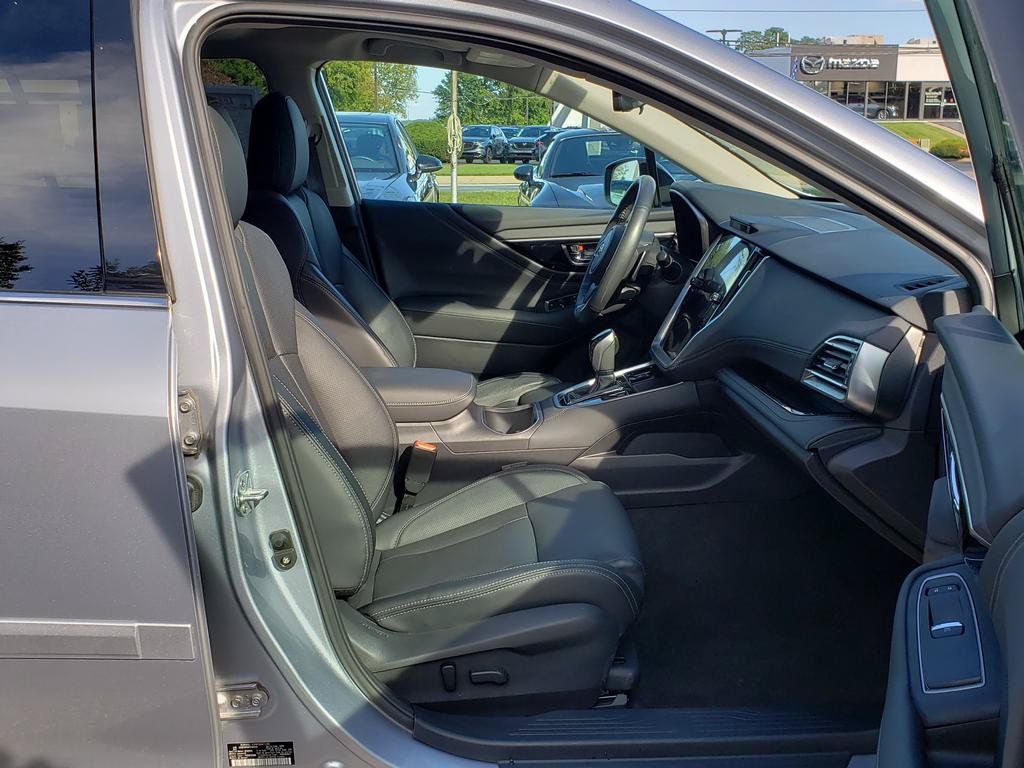 Used 2023 Subaru Outback Touring XT AWD/4WD image 17