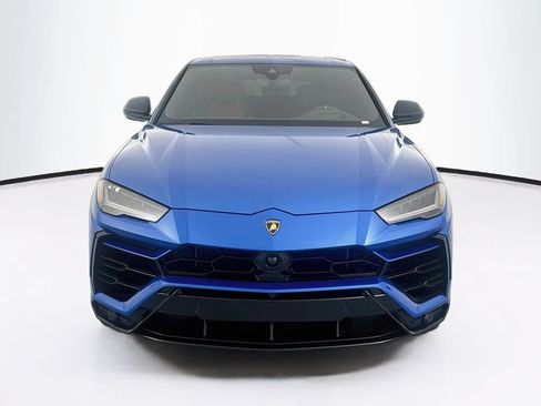Used 2022 Lamborghini Urus AWD/4WD image 2
