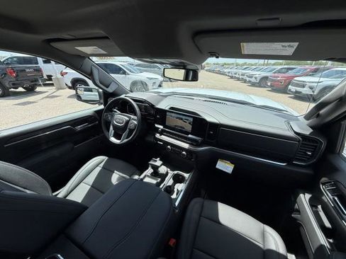 New 2026 GMC Sierra 1500 SLT RWD image 34