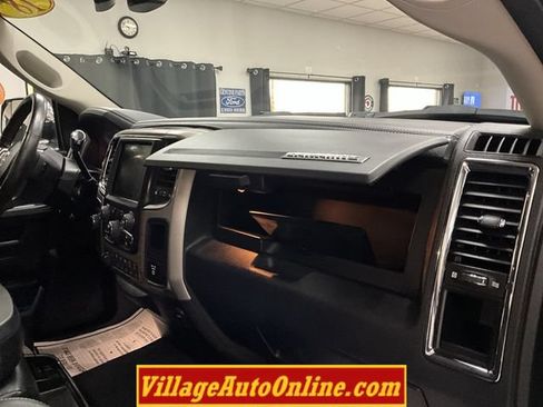 Used 2018 RAM 3500 Laramie AWD/4WD image 38