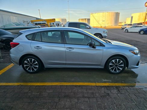 Used 2020 Subaru Impreza 2.0i image 4