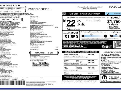 Used 2021 Chrysler Pacifica Touring-L w/ Uconnect Theater Family Group FWD image 2