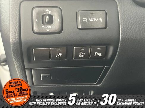 Used 2014 Lexus LS 460 AWD w/ Comfort Package image 25